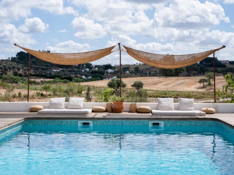 Piscina Cucumbi casa de huéspedes Alentejo Portugal Romántico sólo adultos